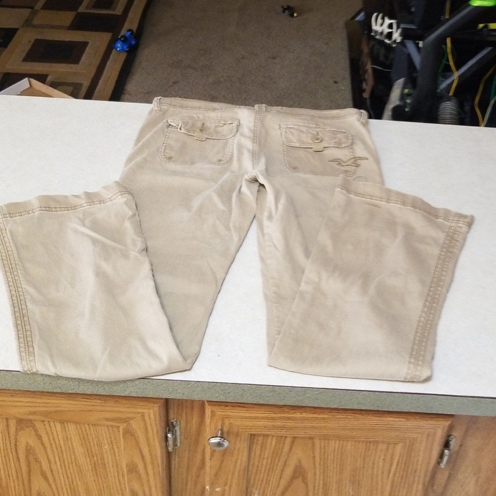 Hollister khakis